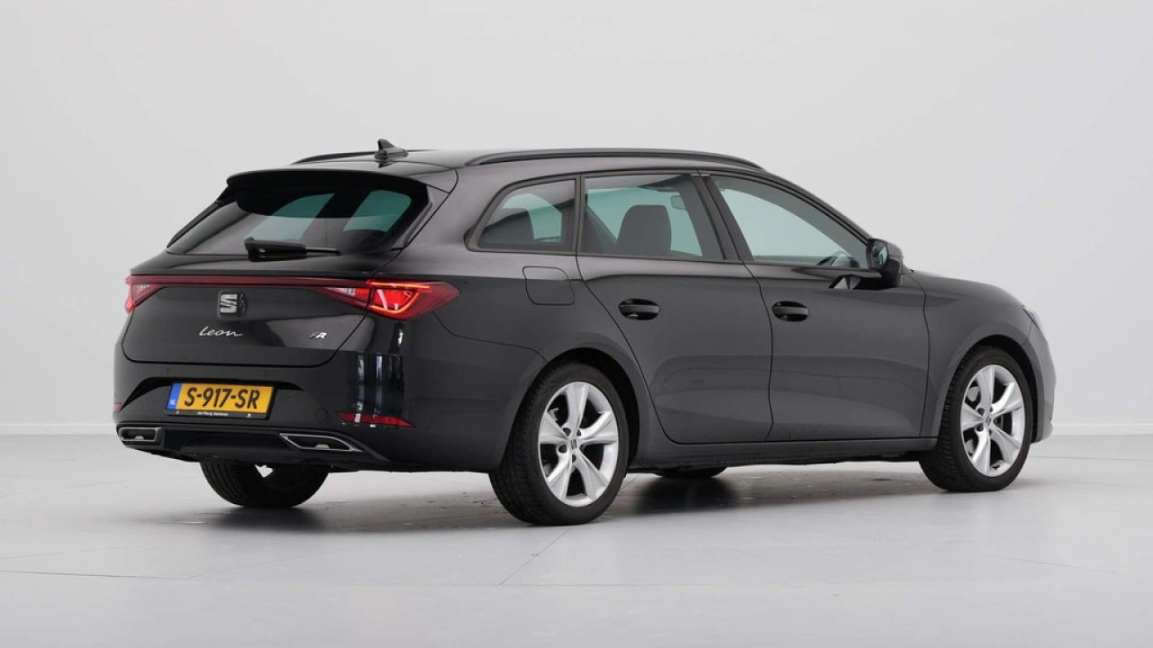 SEAT Leon Sportstourer 1.0 TSI 110pk FR