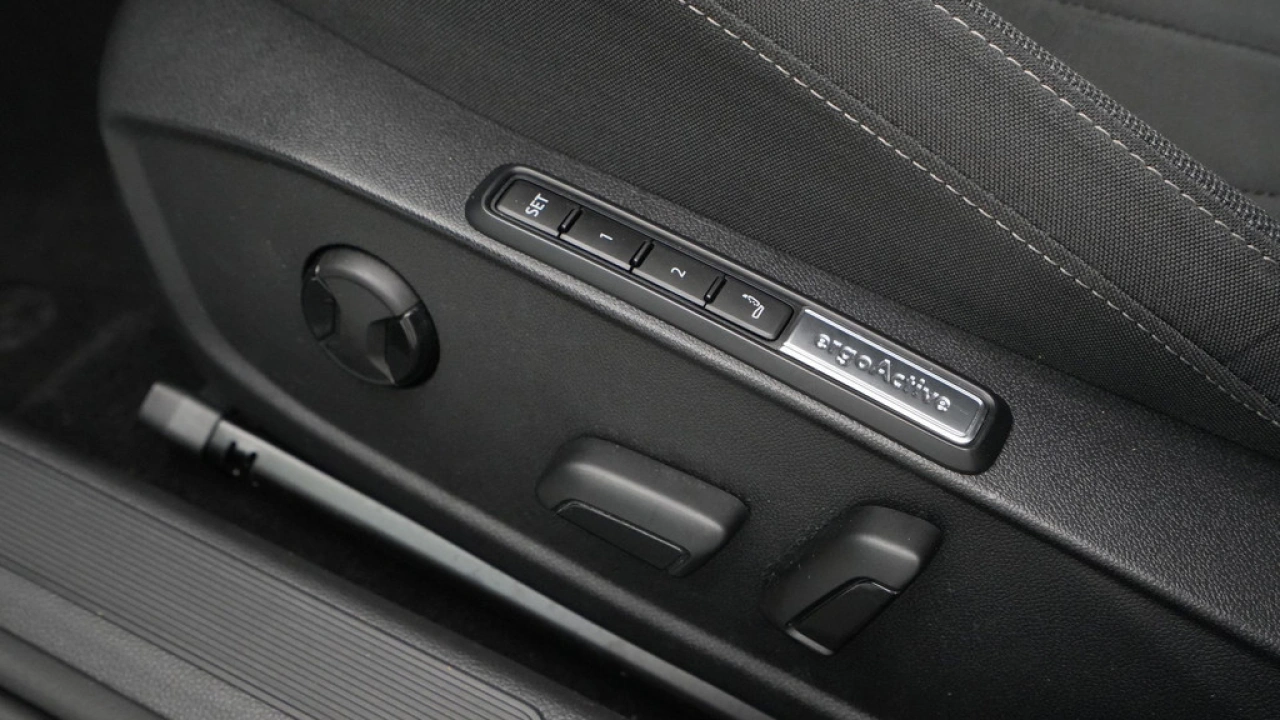 Volkswagen Golf 1.4 eHybrid Style