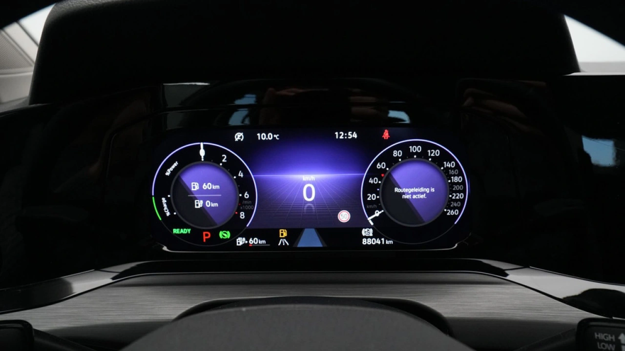 Volkswagen Golf 1.4 eHybrid Style