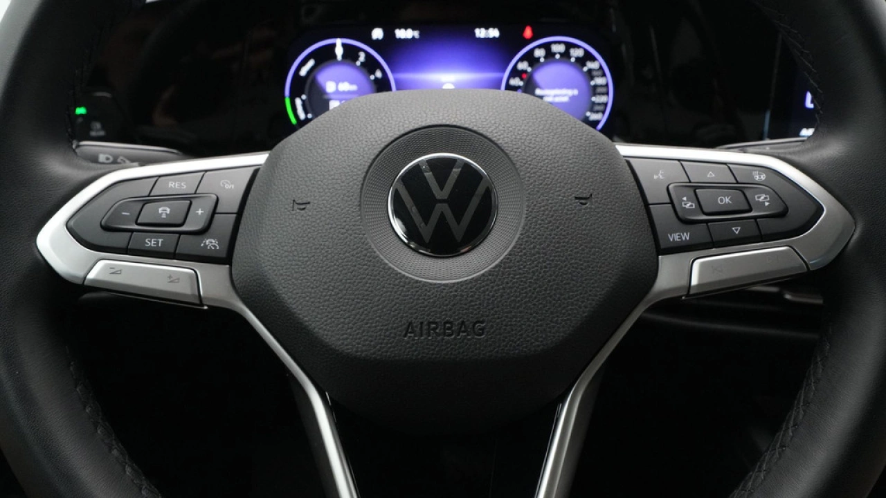 Volkswagen Golf 1.4 eHybrid Style