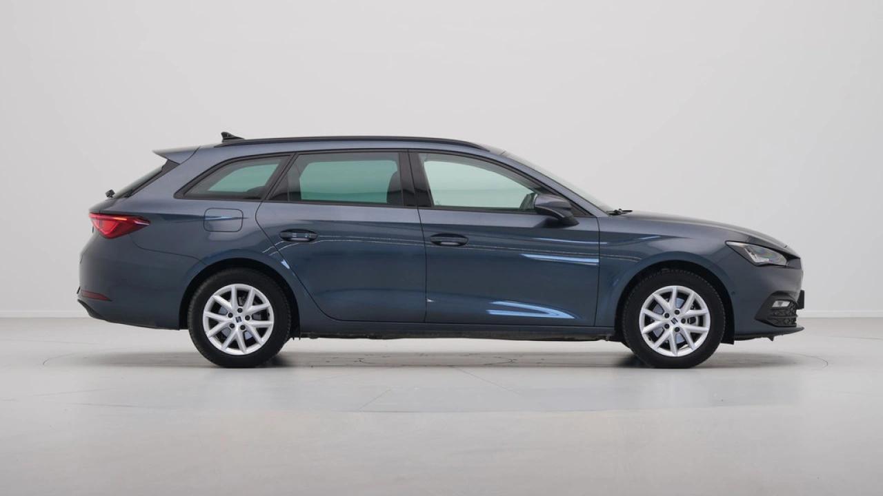 SEAT Leon Sportstourer 1.5 eTSI Style Business Intense