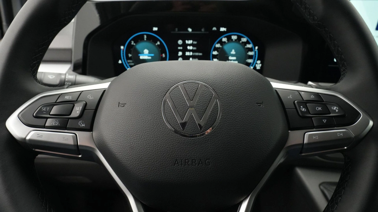 VW Bedrijfswagens Transporter 2.0 TDI L2H1 81kW 110PK Life