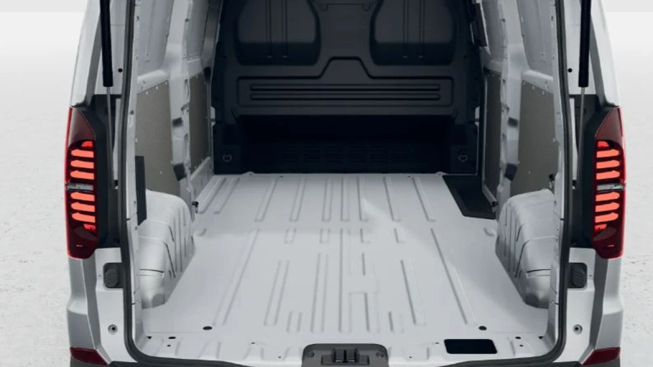 VW Bedrijfswagens Transporter 2.0 TDI L2H1 81kW 110PK Life