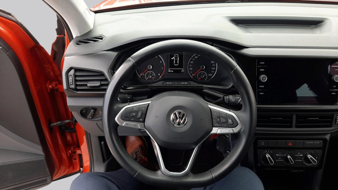 Volkswagen T-Cross 1.0 TSI Life Executive | Navi | App connect |