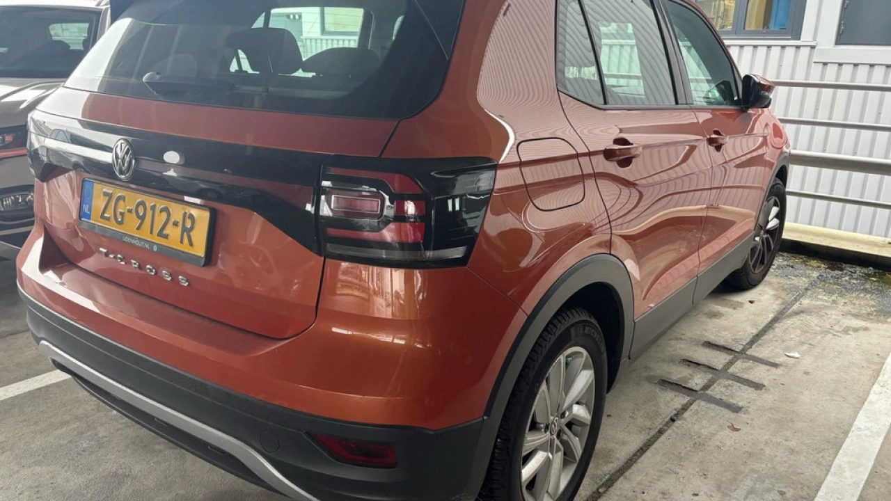 Volkswagen T-Cross 1.0 TSI Life Executive | Navi | Nieuw binnen, foto's volgen