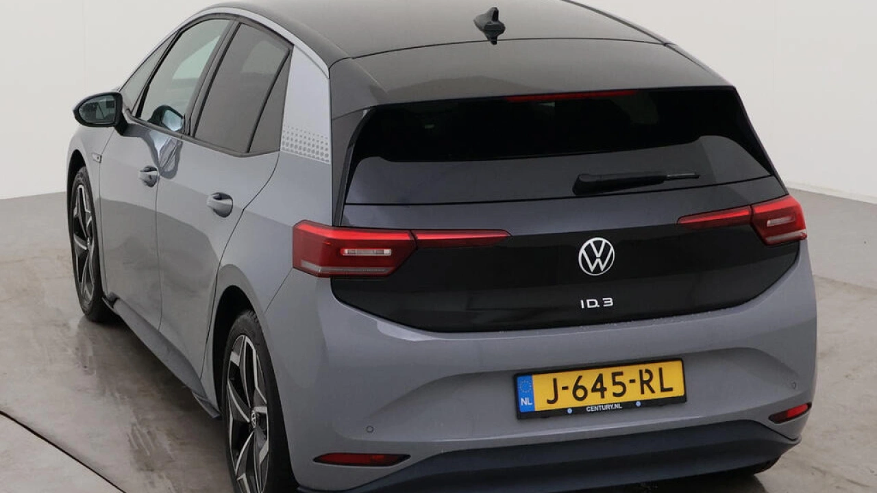 Volkswagen ID.3 First Plus 58 kWh | Nieuw binnen |