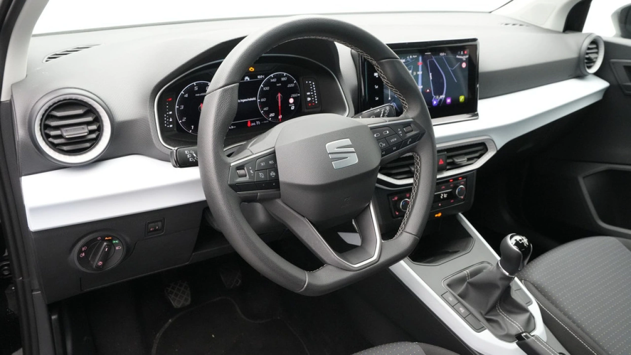 SEAT Arona 1.0 EcoTSI Style Business Connect
