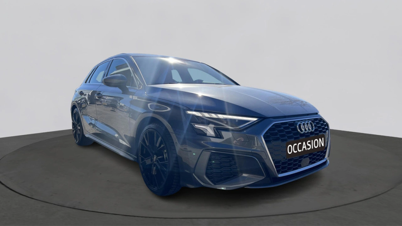 Audi A3 Sportback 35 TFSI 150Pk S Edition / Panoramadak