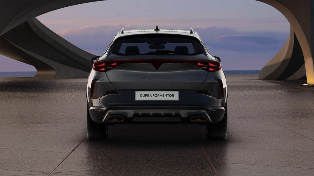 CUPRA Formentor 1.5 TSI e-Hybrid 204 6DSG Essential