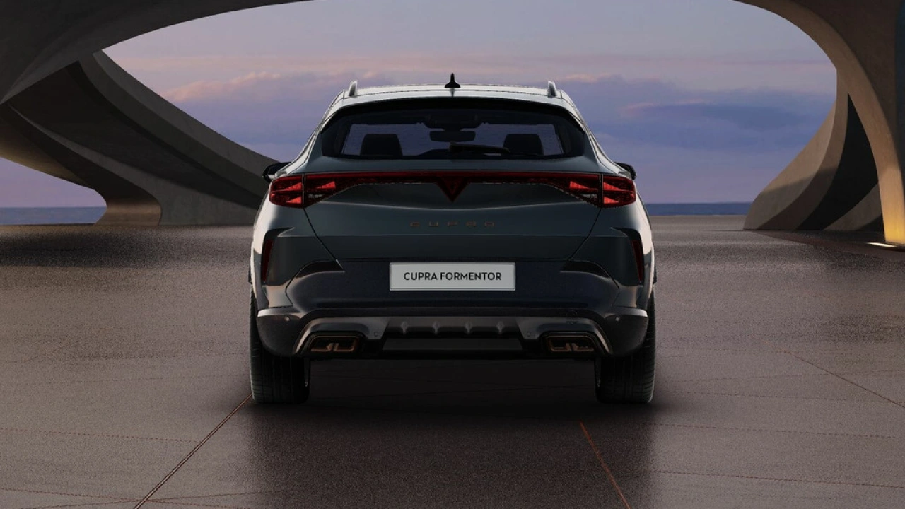 CUPRA Formentor 1.5 TSI e-Hybrid 204 6DSG Essential