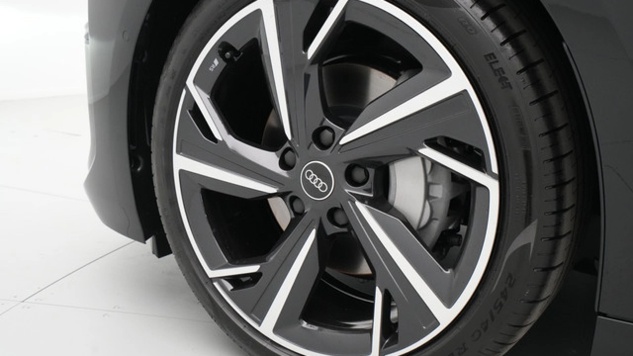 Audi A6 Sportback e-tron S edition