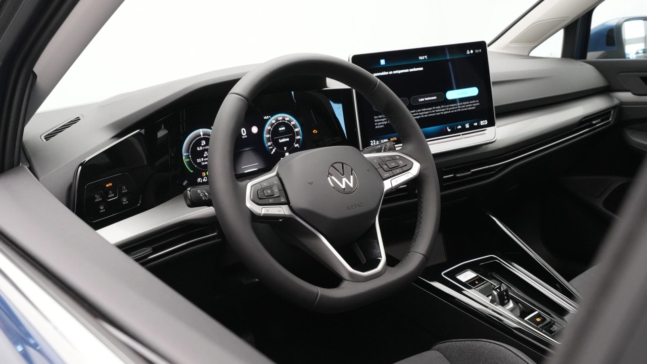 Volkswagen Golf Style Edition eHybrid