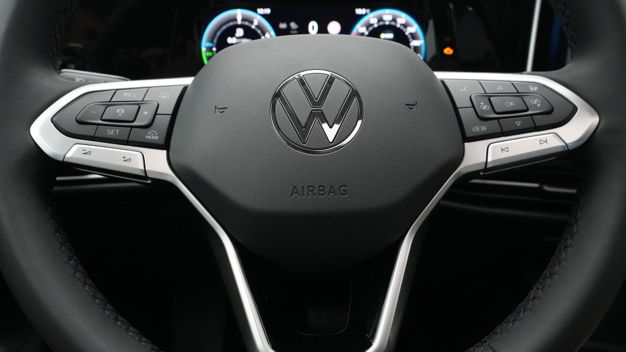 Volkswagen Golf Style Edition eHybrid