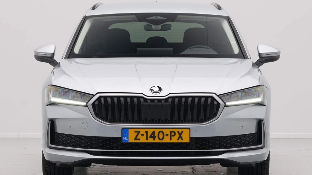 Škoda Superb Combi 1.5 TSI MHEV First Edition