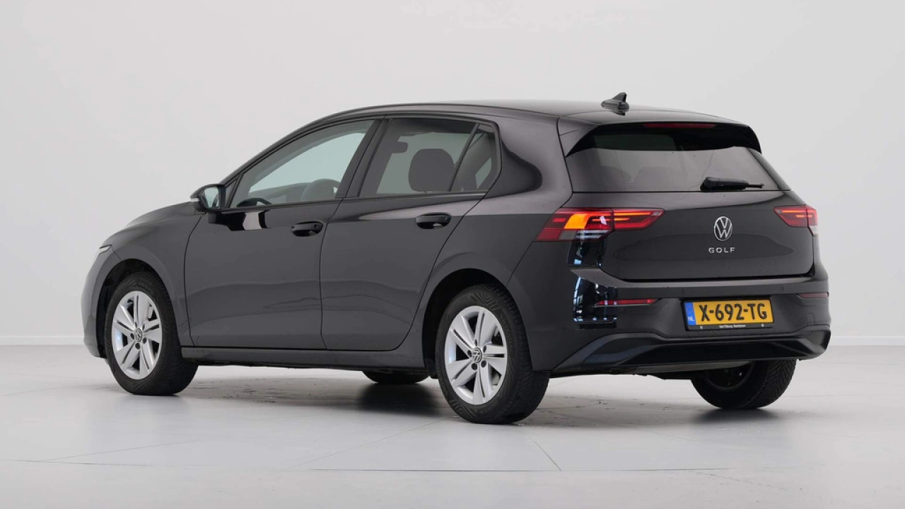 Volkswagen Golf 1.0 TSI 110pk Life Business
