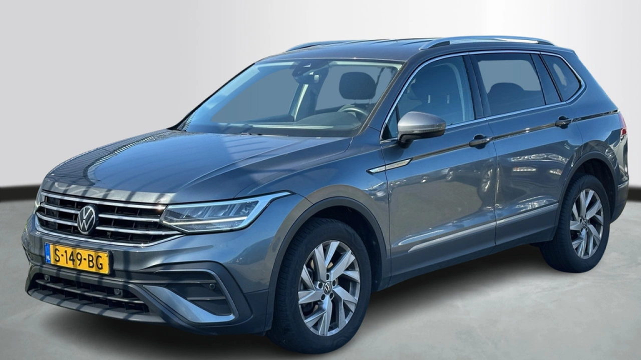 Volkswagen Tiguan Allspace 1.5 TSI 150pk DSG Life Business 7p. Trekhaak