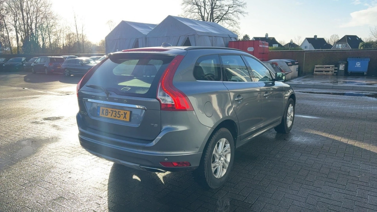 Volvo XC60 2.0 T5 FWD Nordic+