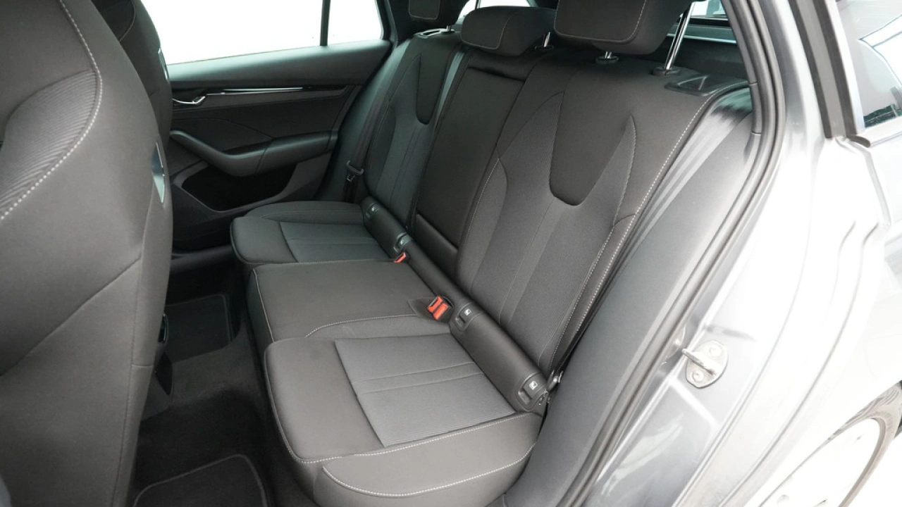 Škoda Octavia Combi 1.0 e-TSI 110pk DSG Business Edition