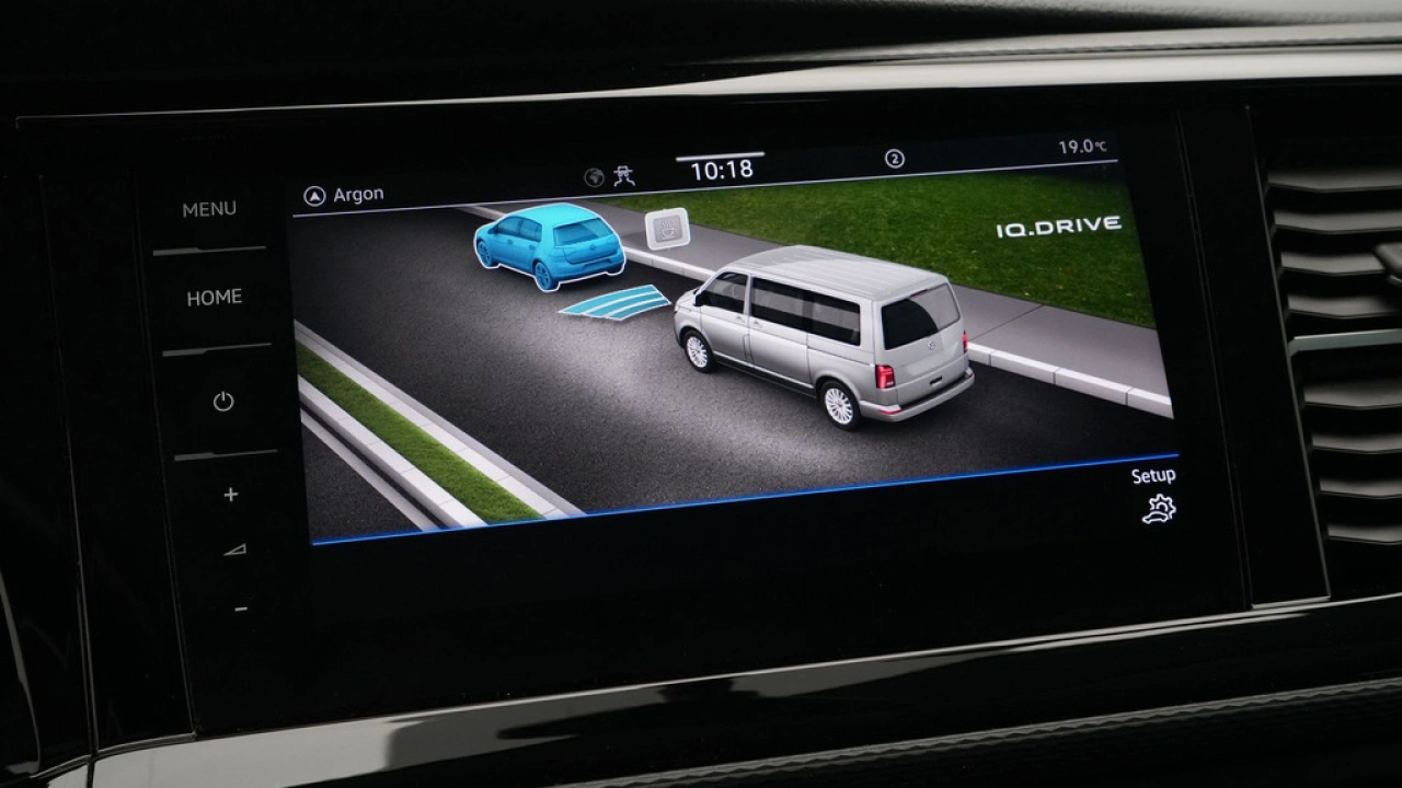 VW Bedrijfswagens Transporter 2.0 TDI 150pk DSG L2H1 30 DC