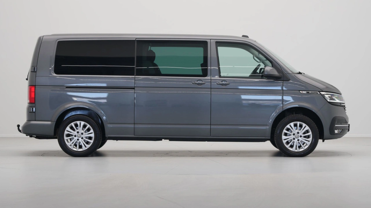 VW Bedrijfswagens Transporter 2.0 TDI 150pk DSG L2H1 30 DC