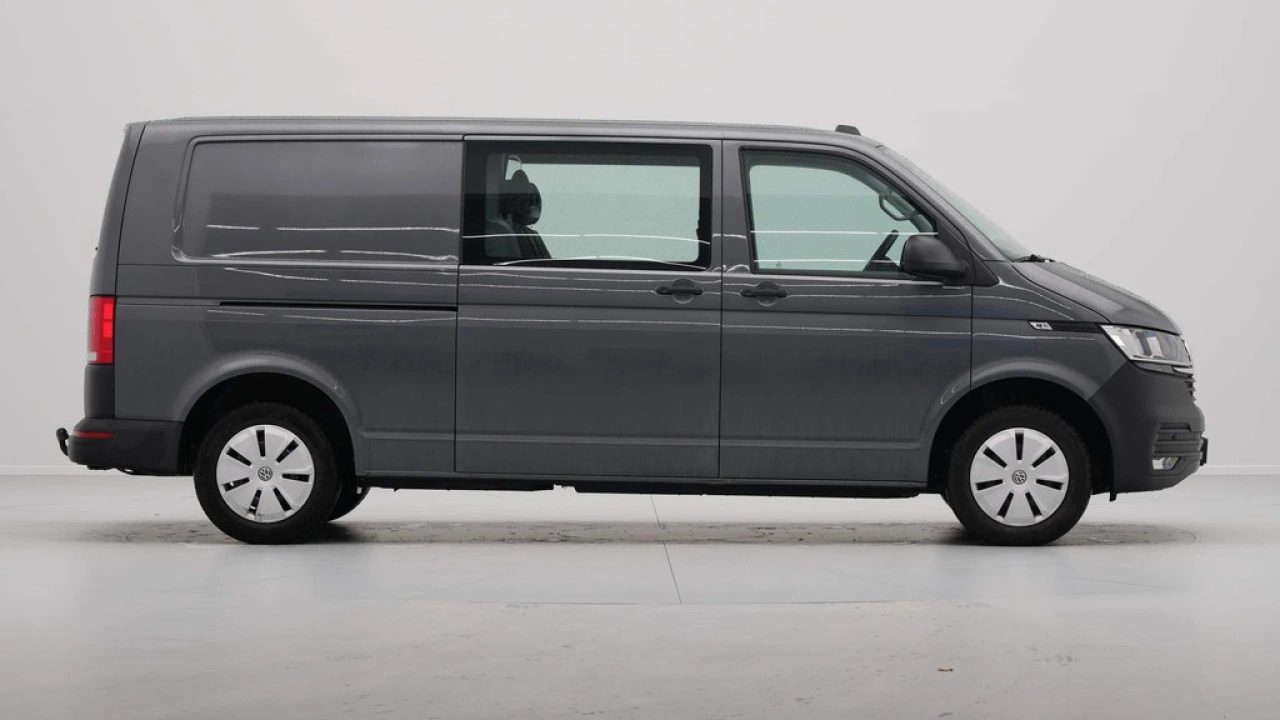 VW Bedrijfswagens Transporter 2.0 TDI L2H1 30 DC Comfortline