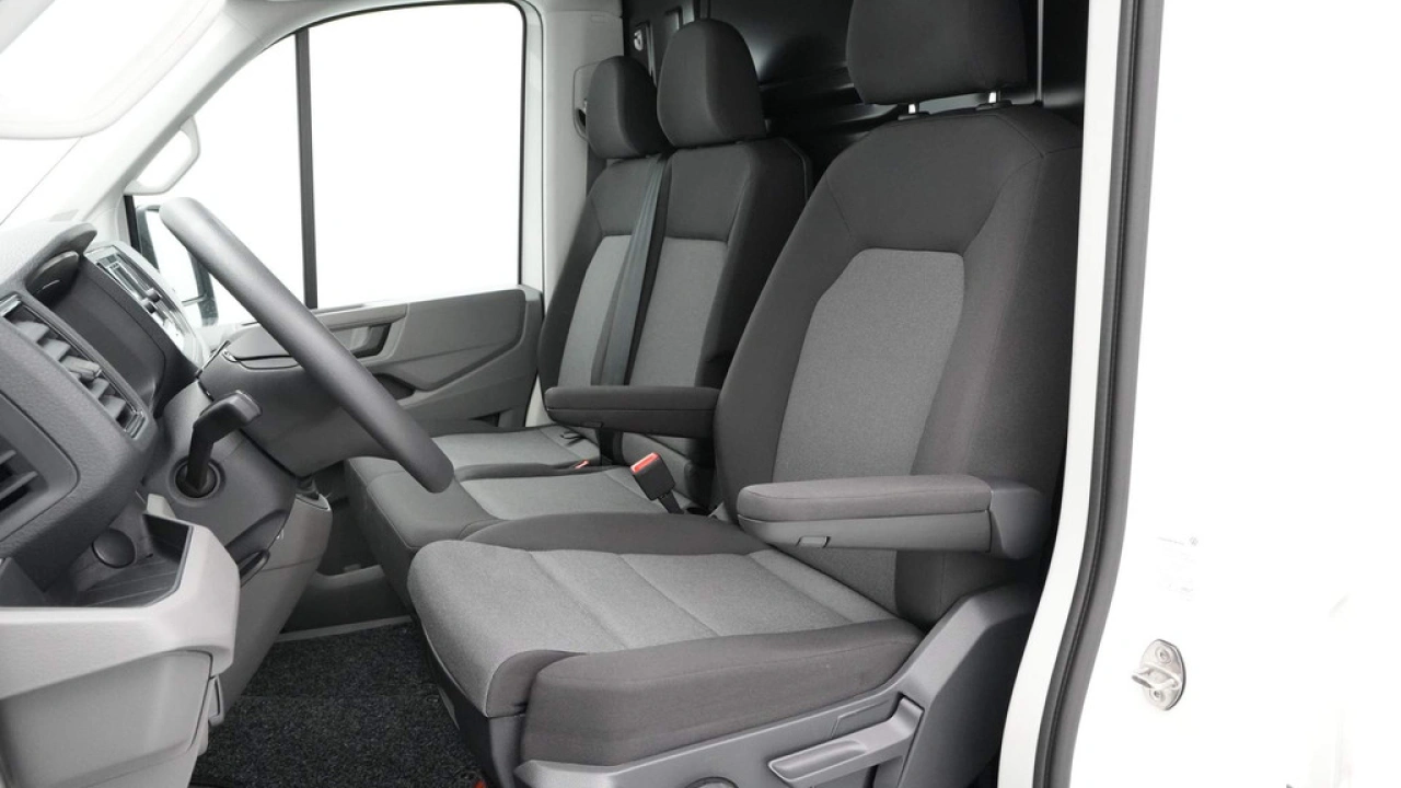 VW Bedrijfswagens Crafter 35 2.0 TDI 140pk DSG L3H3 Highline EURO VI
