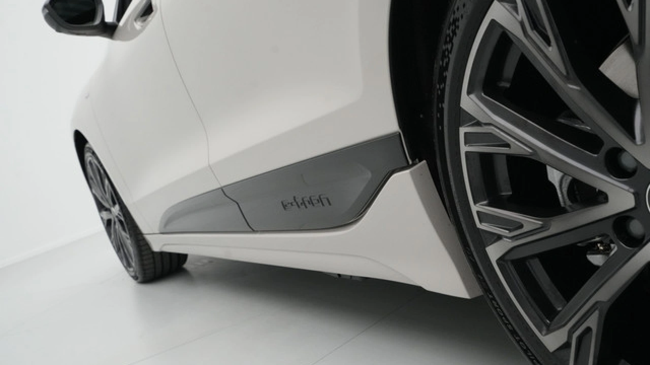 Audi A6 Avant e-tron S edition