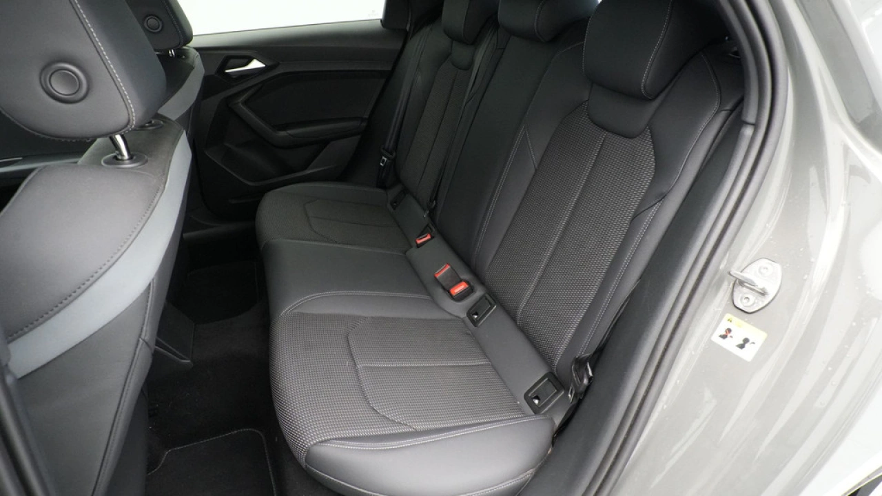 Audi A1 Sportback 25 TFSI S Line edition