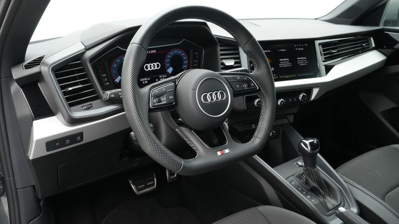 Audi A1 Sportback 25 TFSI S Line edition