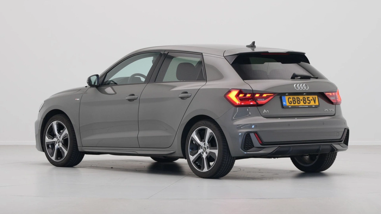 Audi A1 Sportback 25 TFSI S Line edition