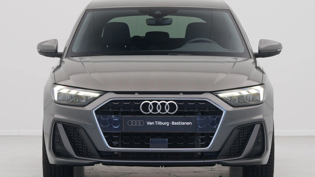 Audi A1 Sportback 25 TFSI S Line edition