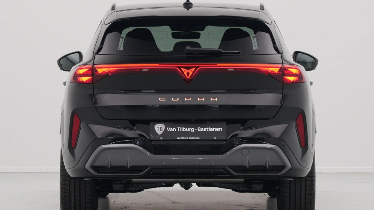CUPRA Terramar 1.5 TSI e-Hybrid Business 204pk