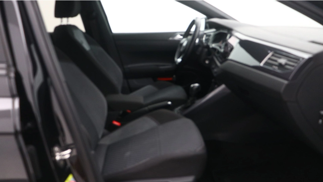 Volkswagen Polo 1.0 TSI 95pk DSG Highline Business R Navigatie