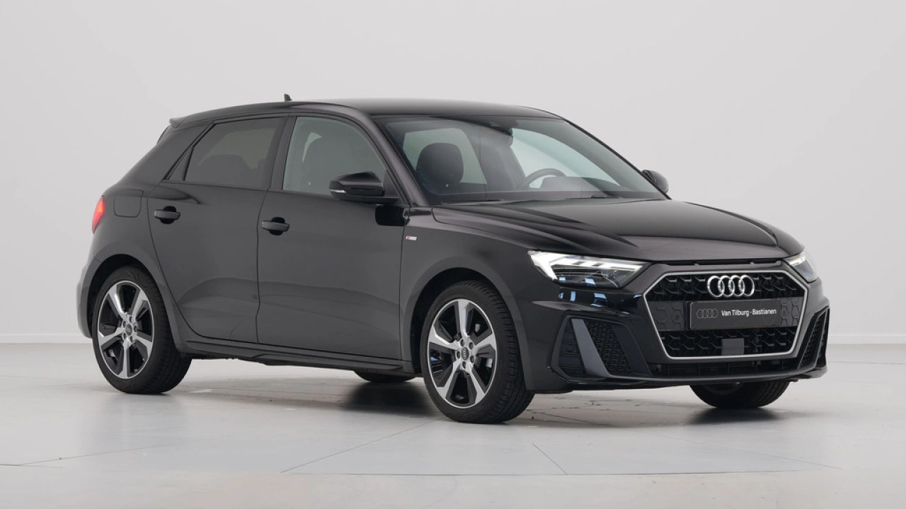 Audi A1 Sportback 25 TFSI S-Line edition