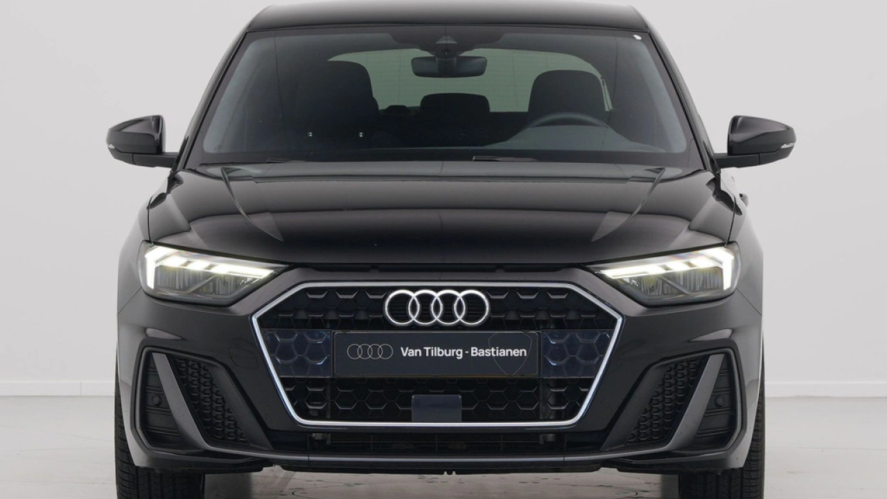 Audi A1 Sportback 25 TFSI S-Line edition