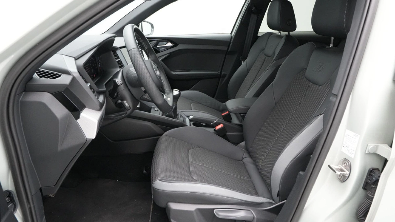 Audi A1 Sportback 25 TFSI S Line edition