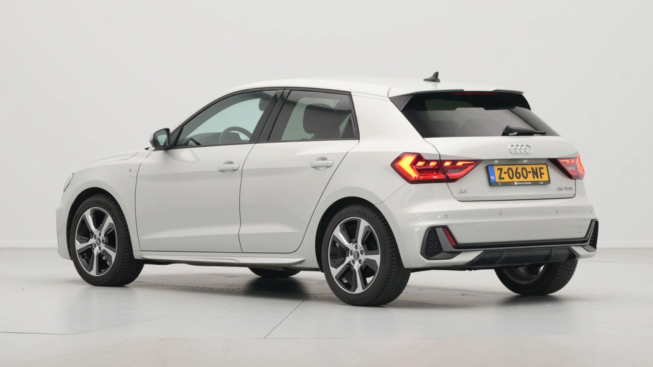 Audi A1 Sportback 25 TFSI S Line edition