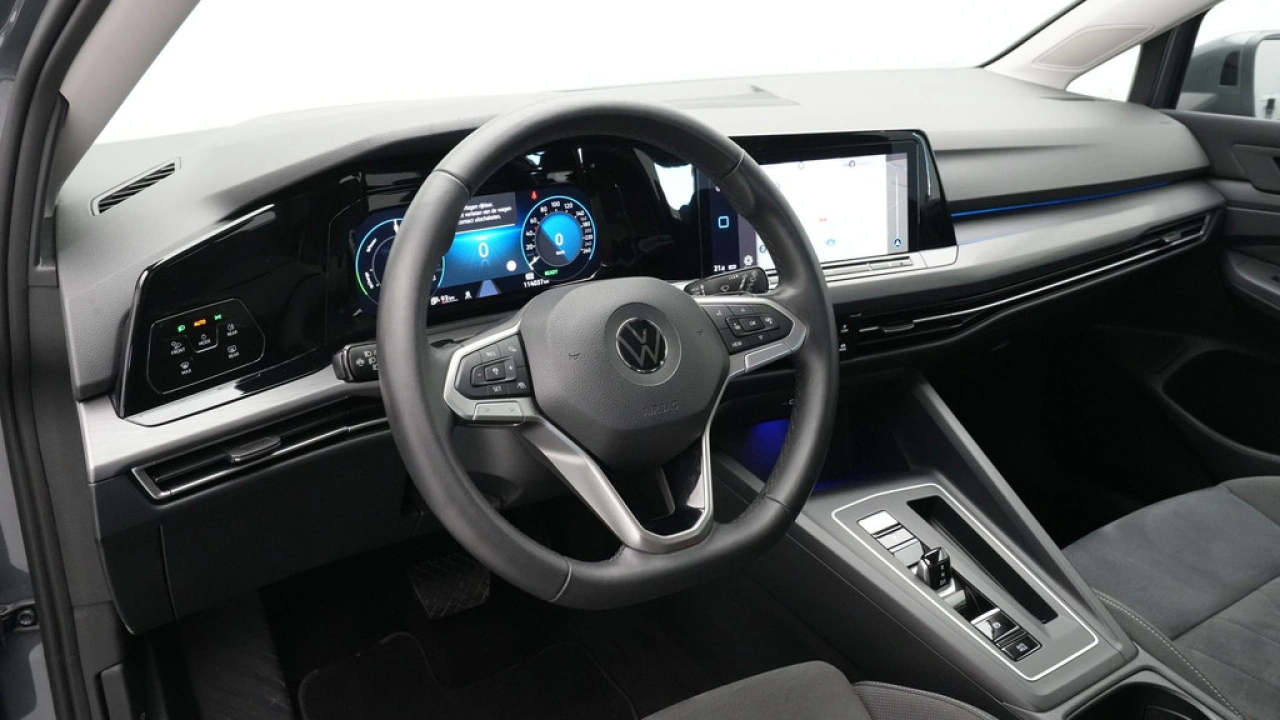 Volkswagen Golf 1.4 eHybrid Style