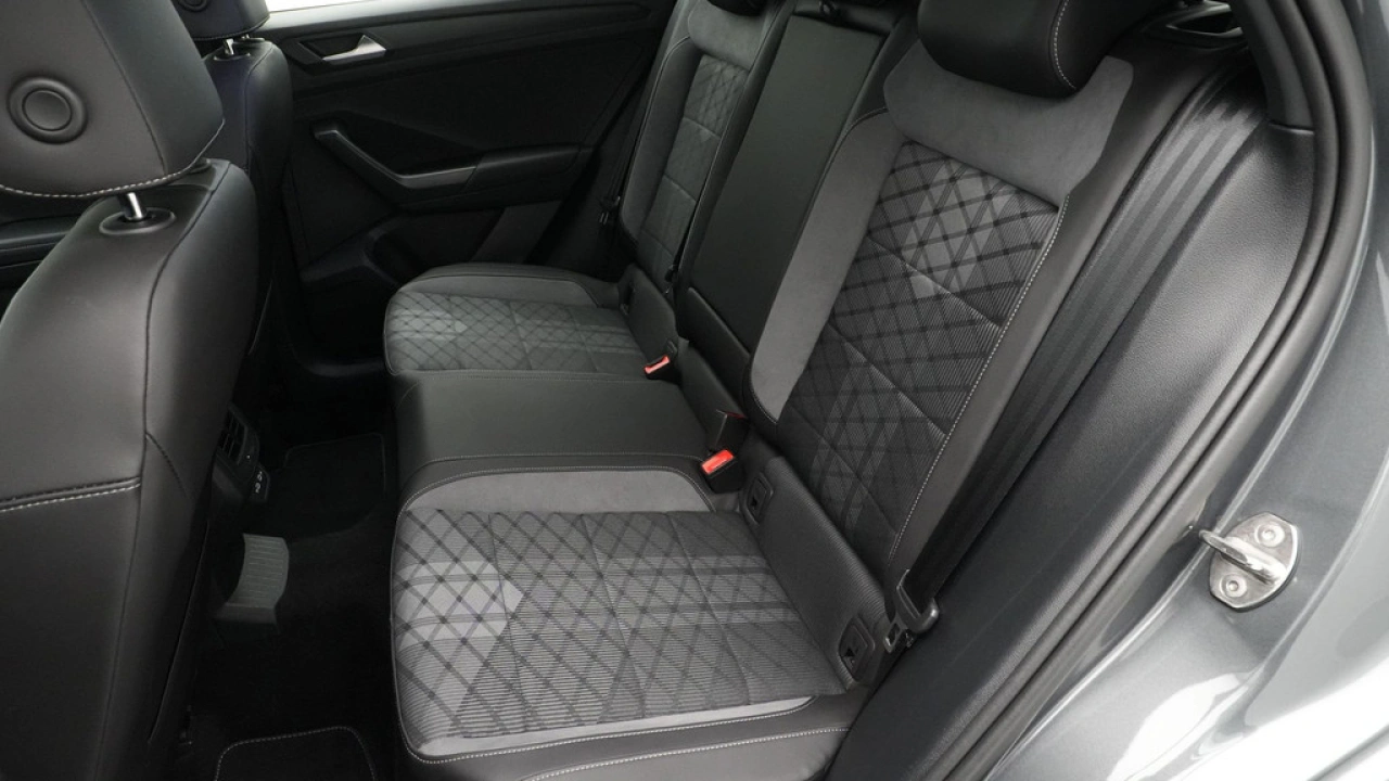 Volkswagen T-Roc 1.5 TSI 150pk DSG R-Line