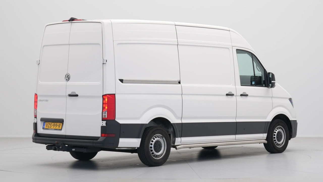 VW Bedrijfswagens Crafter 30 2.0 TDI 140pk L3H3 Highline