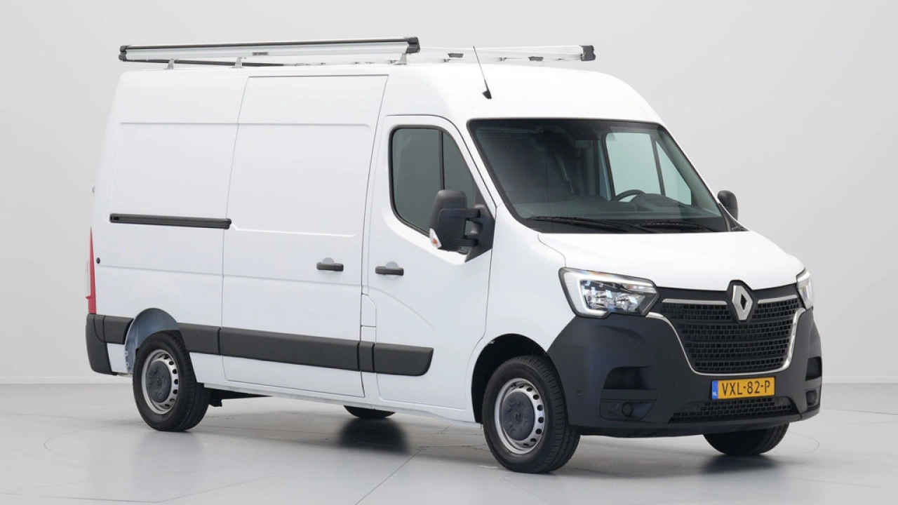 Renault Master T35 2.3 dCi 135 L2H2 Comfort