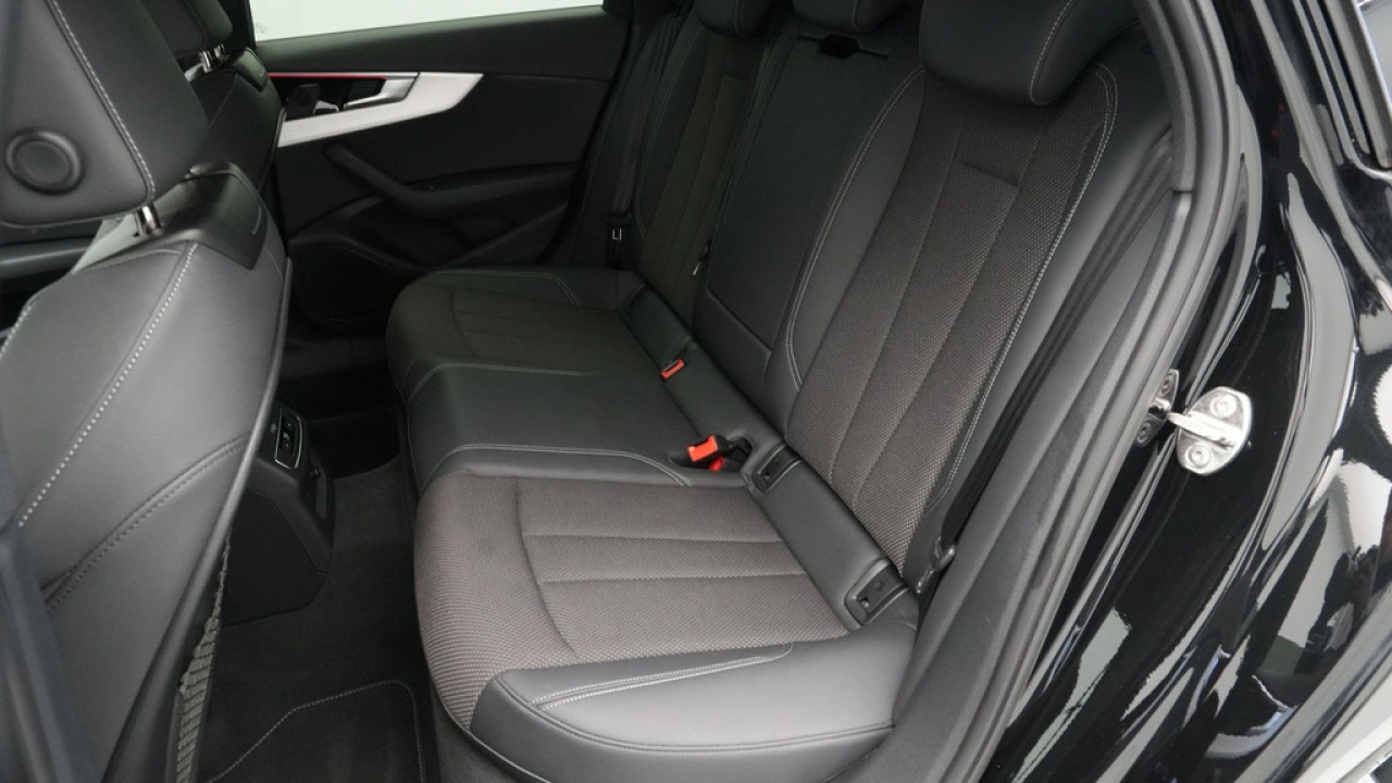 Audi A4 Avant 35 150pk TFSI S edition