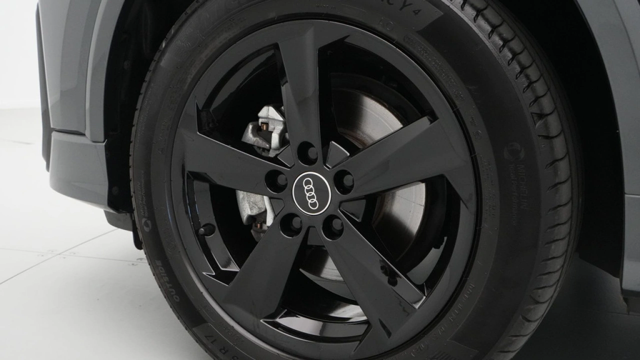 Audi Q2 35 150pk TFSI S-Tronic S Edition S Line
