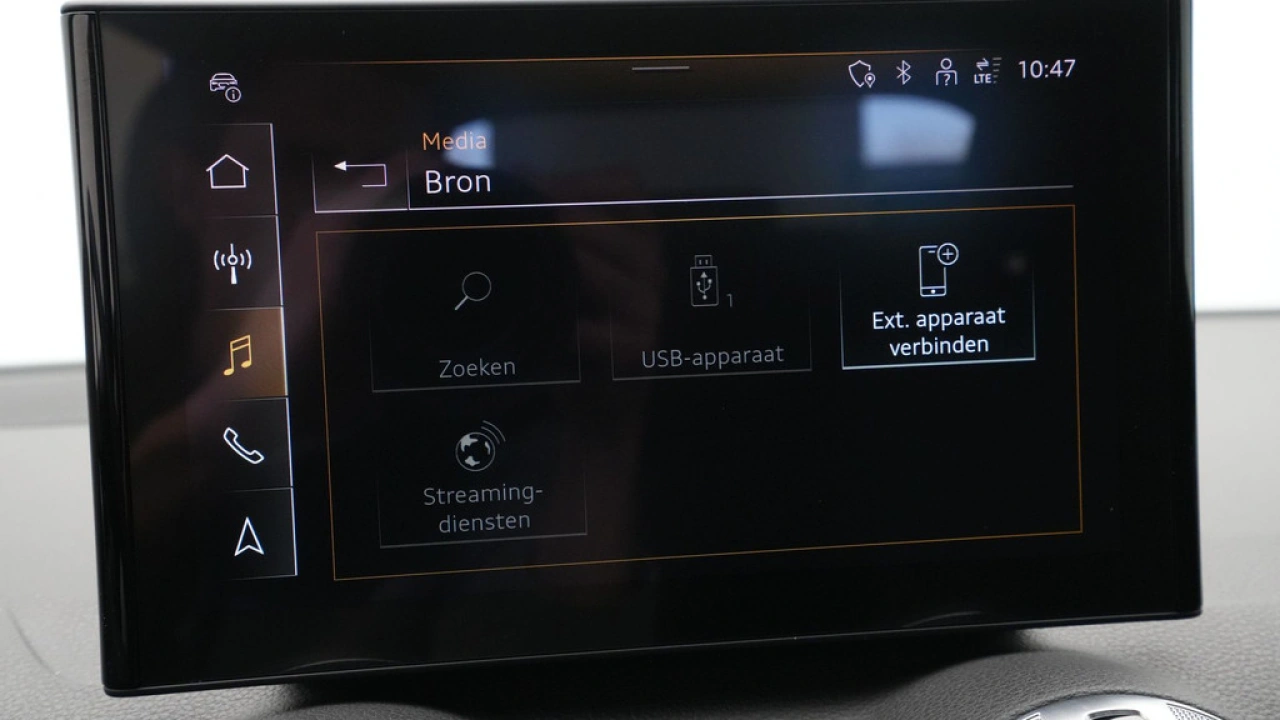 Audi Q2 35 150pk TFSI S-Tronic S Edition S Line