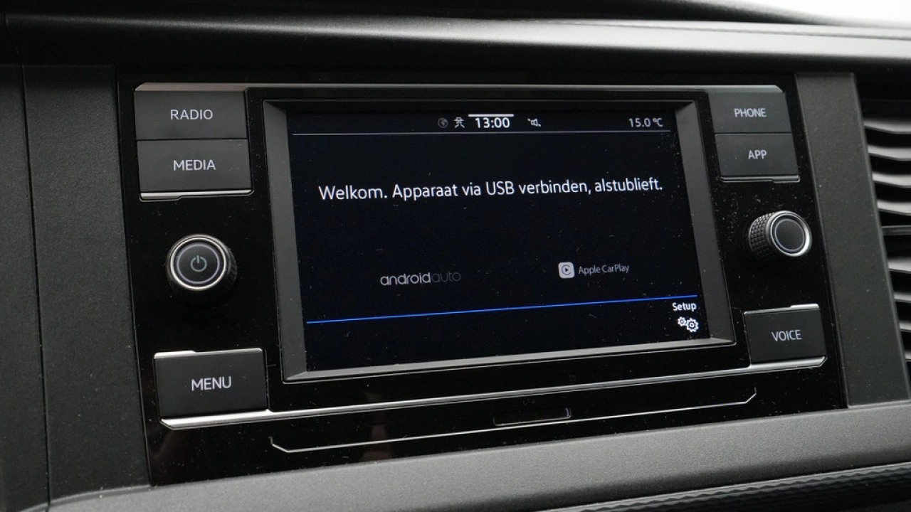 VW Bedrijfswagens Transporter 2.0 TDI L2H1 28 Economy Business
