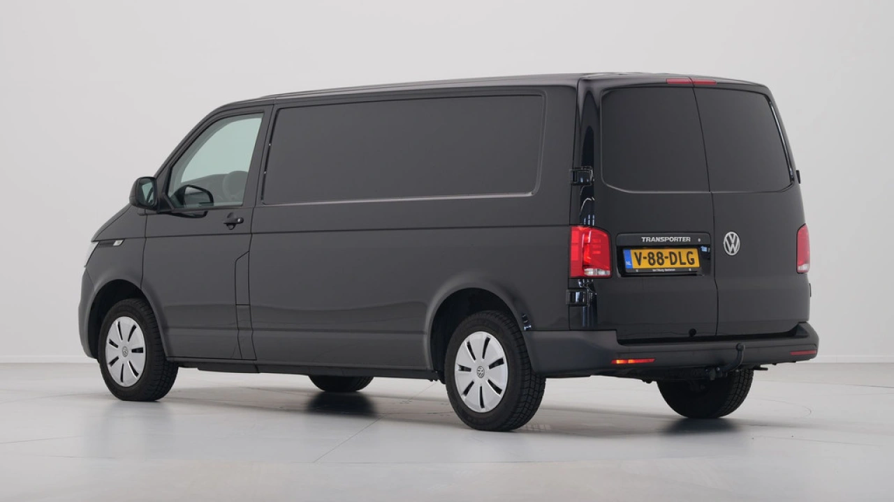 VW Bedrijfswagens Transporter 2.0 TDI L2H1 28 Economy Business