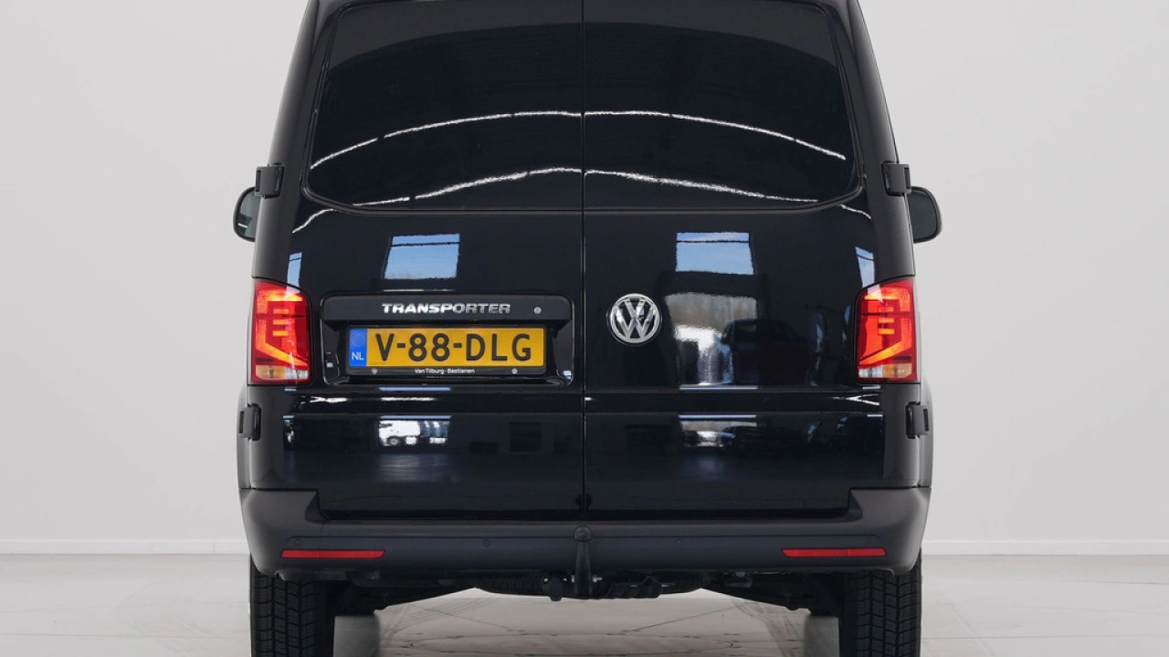 VW Bedrijfswagens Transporter 2.0 TDI L2H1 28 Economy Business