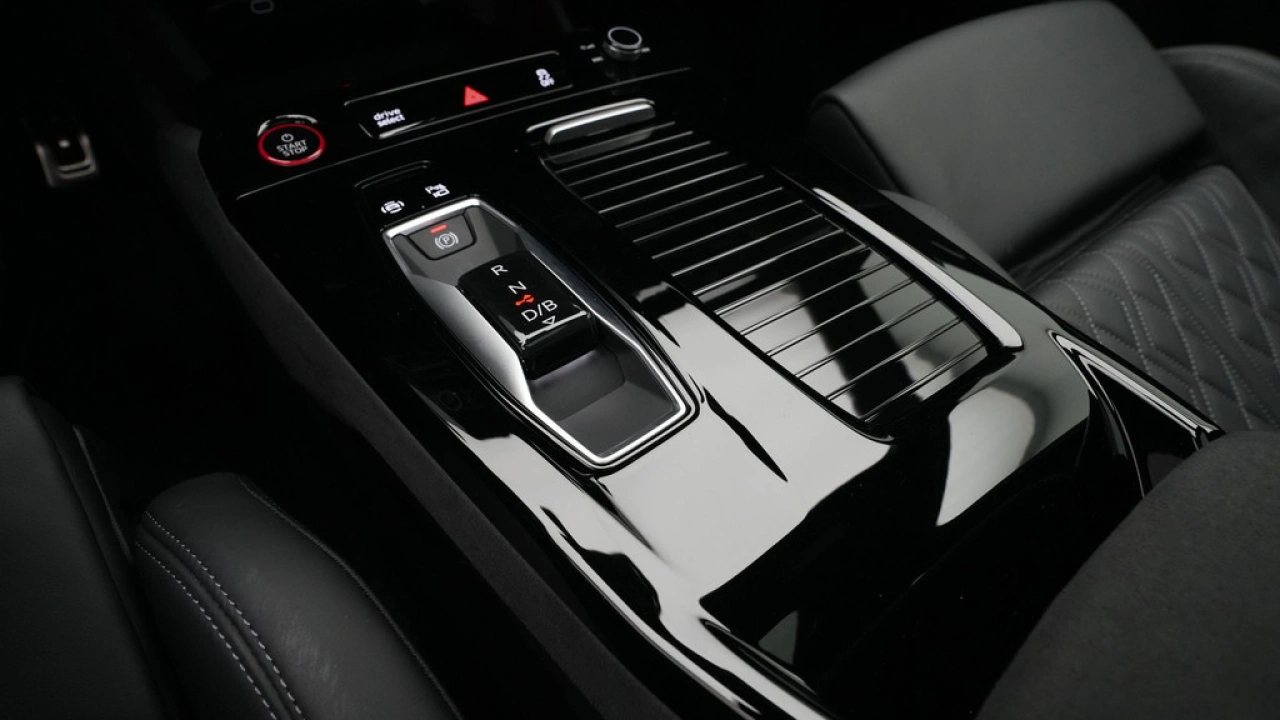 Audi SQ6 e-tron SQ6 100 kWh