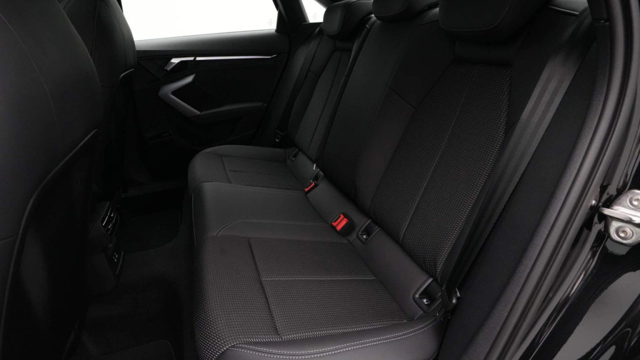 Audi A3 Limousine 35 TFSI S edition