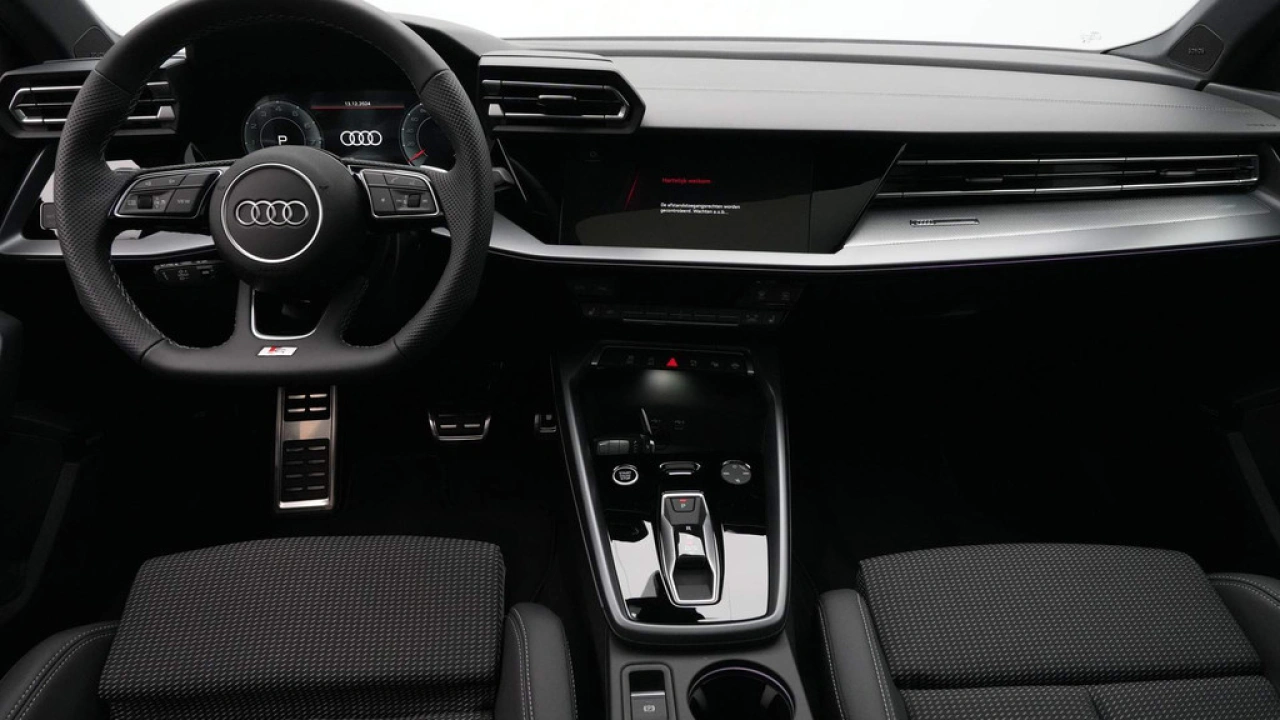 Audi A3 Limousine 35 TFSI S edition